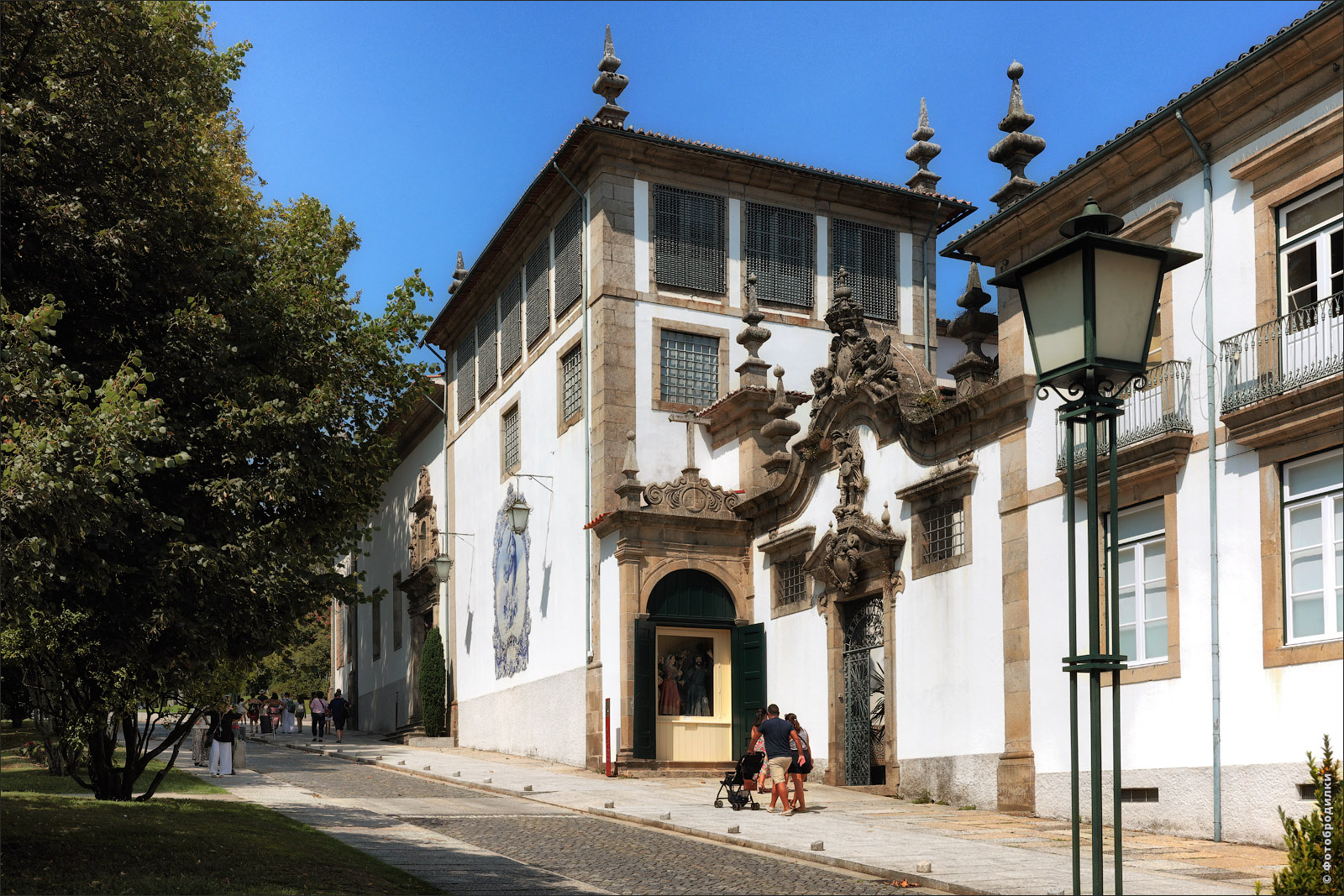 Монастырь кармелиток (Convento do Carmo), Гимарайнш, Португалия
