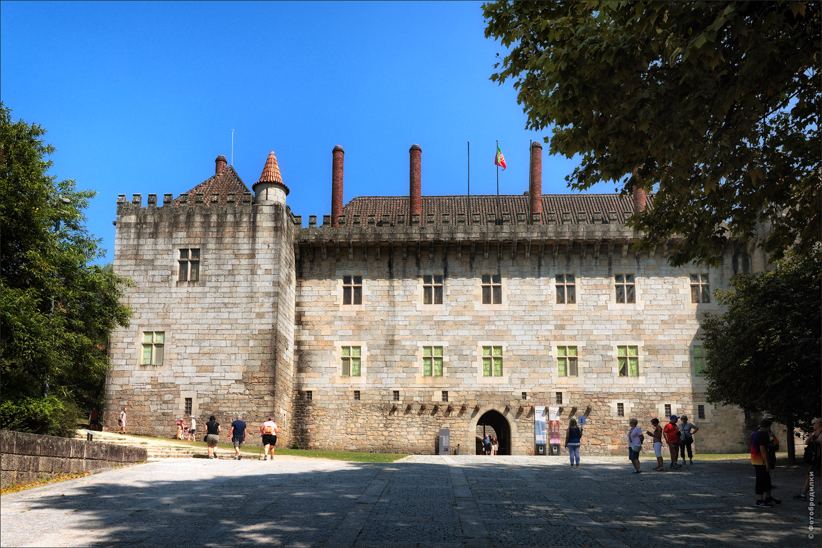 Дворец герцогов Браганса (Paço dos Duques de Bragança), Гимарайнш, Португалия