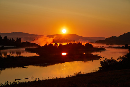 066A2191 by Trevor Sowers, documentary landscape lakes mist sunrise