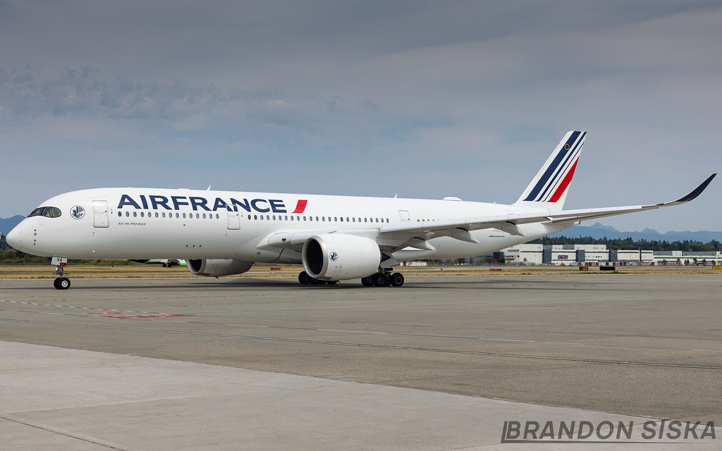 F-HUVA Air France Airbus A350-941@YVR 05Aug23