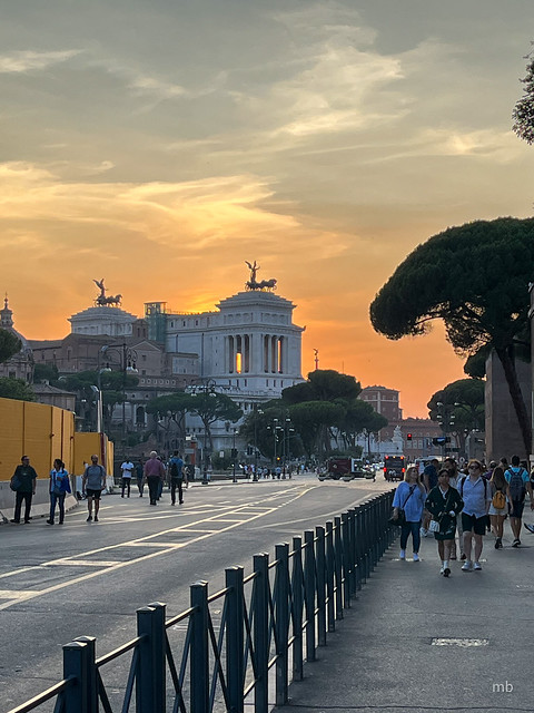 Eveningsky over Rome