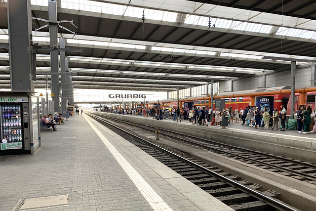 49 - Hauptbahnhof München / Main train station munich
