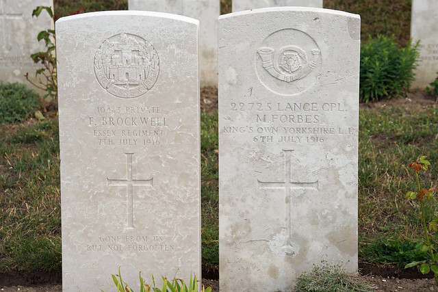 F. Brockwell, Essex Regiment & M. Forbes, King's Own Yorkshire Light Infantry, 1916, War Grave, Etaples