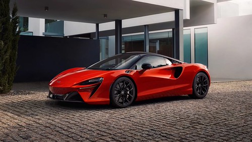 O sucessor do McLaren P1 poderá ser elétrico. Isto faz sentido?