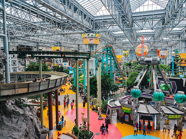 indoor mall amusement park