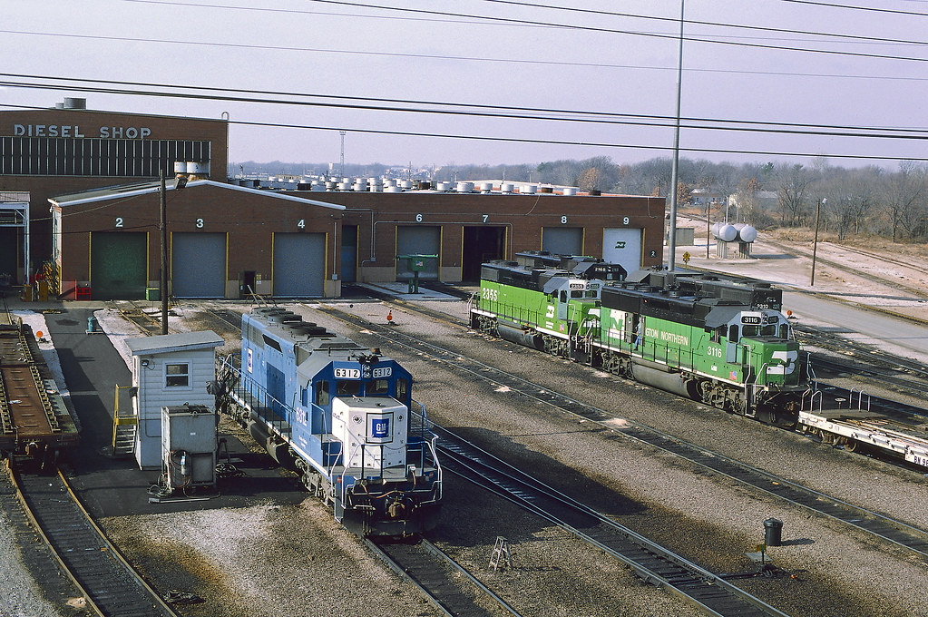 EMDX SD40-2 6312 | EMDX SD40-2 6312 at Springfield, Missouri… | Flickr