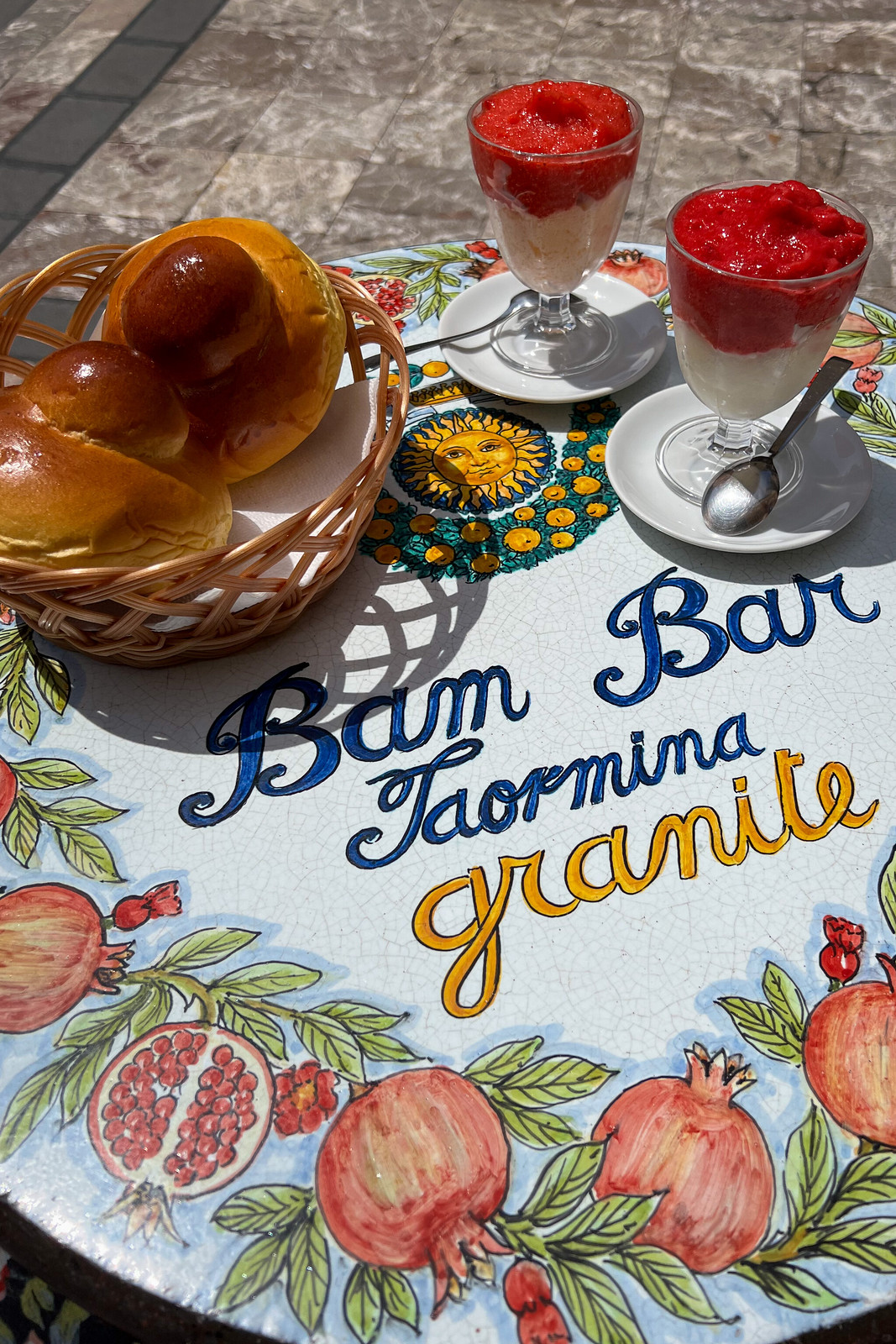 Bam Bar Sicilian Granita | Taormina, Sicily Travel Guide | Where to eat in Taormina | Discover the Best Things to do in Taormina, Sicily, Italy | Visit Sicily | Sicily Food | Sicily Travel Tips 