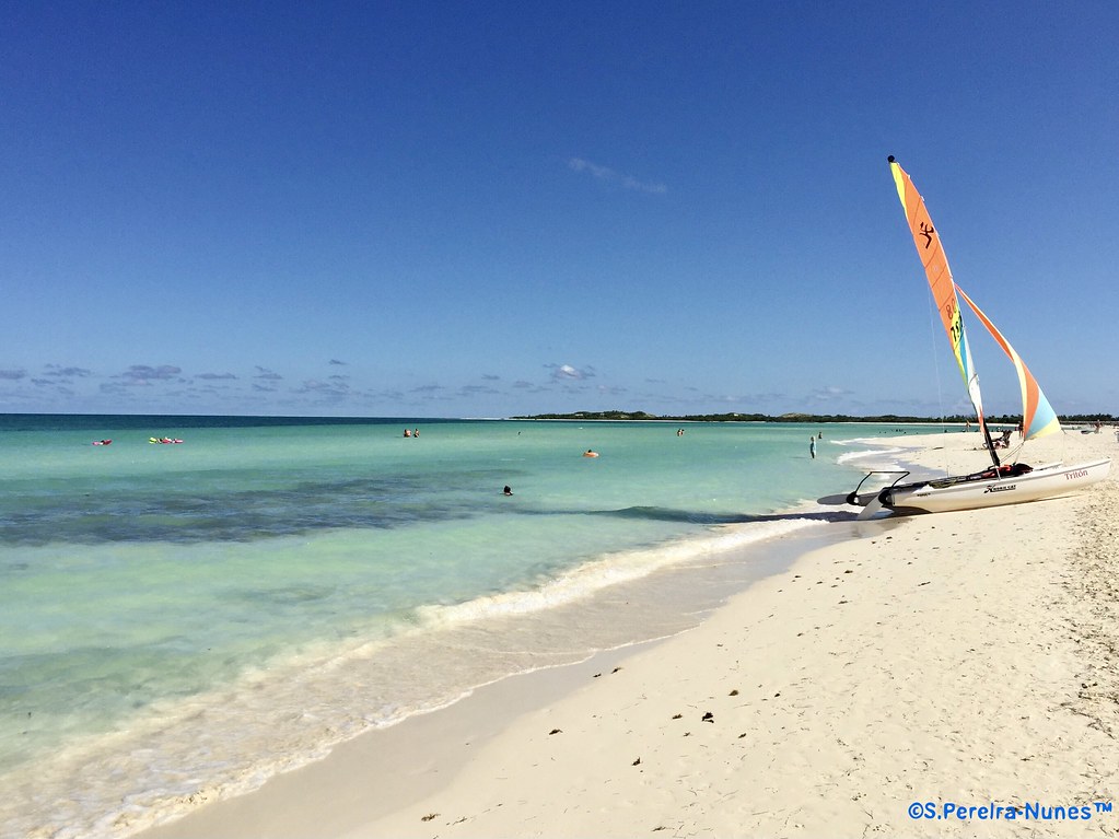 Time to navigate in the shores of Cayo Coco, Cuba