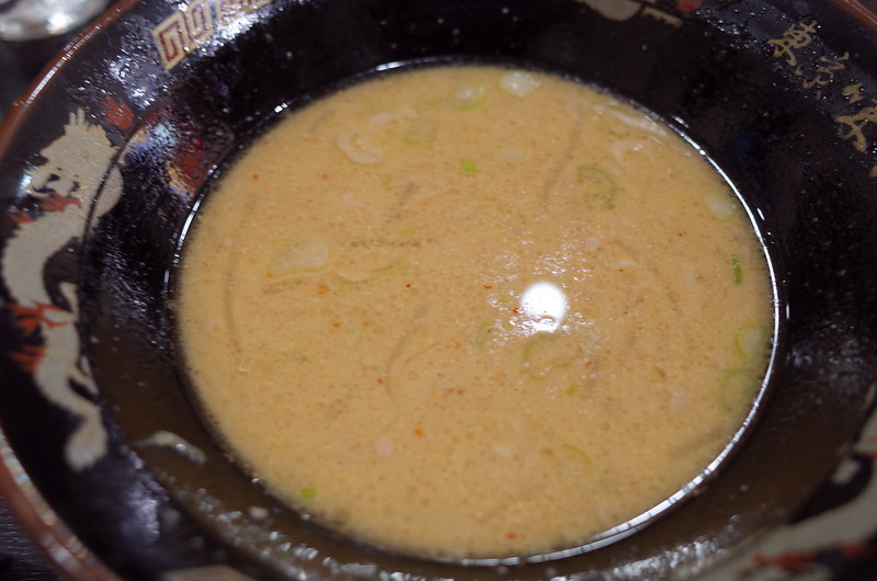 012Ricoh GRⅡ鍛冶町二丁目東京味源味玉みそラーメンのスープ