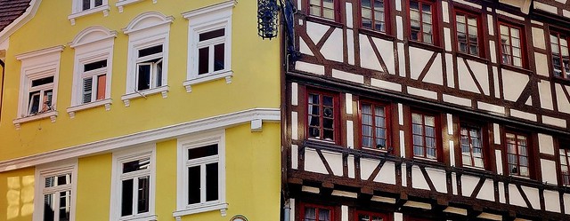 Germany, unterwegs in Tübingen, Fachwerkhäuser am Marktplatz , Fassade,  21561