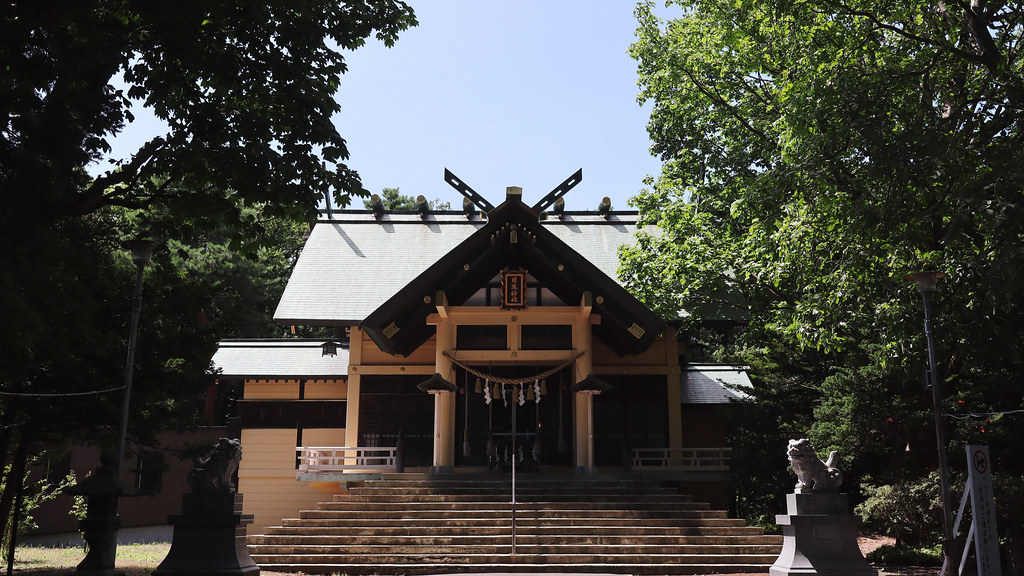 TSUKISAMU shrine.