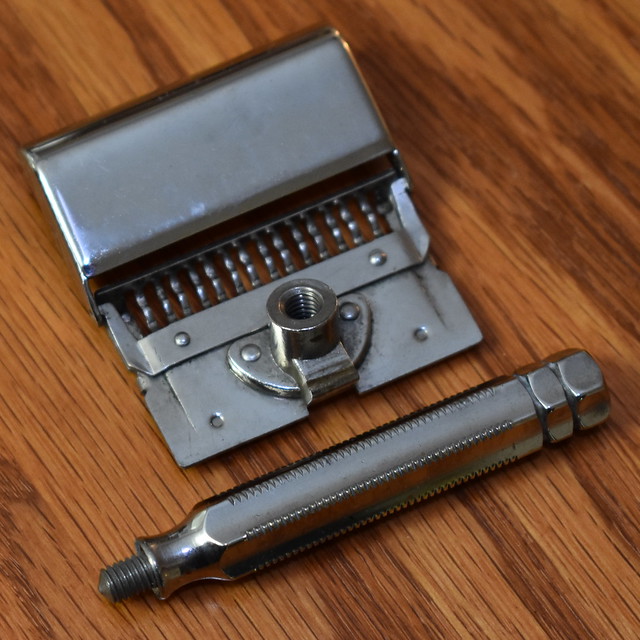 Vintage Ever-Ready Safety Razor With Reverse Opening Lather Guard, Engraved BKLYN.N.Y., PAT.APP'D.FOR, Made In USA, Circa 1920s