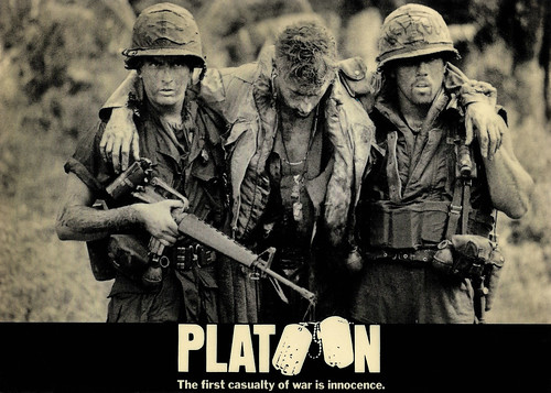Charlie Sheen, Francesco Quinn and Chris Pedersen in Platoon (1986)