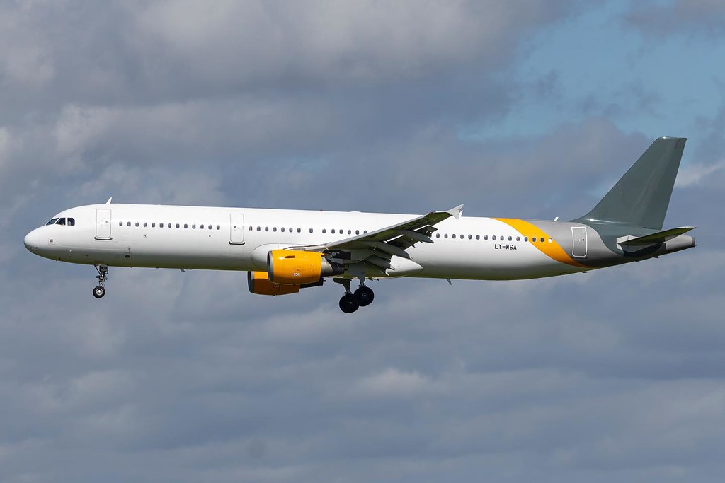 LY-WSA see arriving into @ema_airport - still wearing the basic Thomas Cook livery from when she was on wet lease in 2019 from its previous operator Avion Express as LY-VEG.  Date taken: 19/08/2023  - Aircraft - Airbus A321-211 - Airline - GetJet Airlines