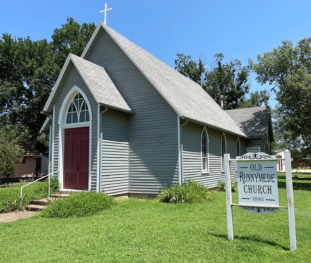 Old Runnymede Church (Harper, Kansas)