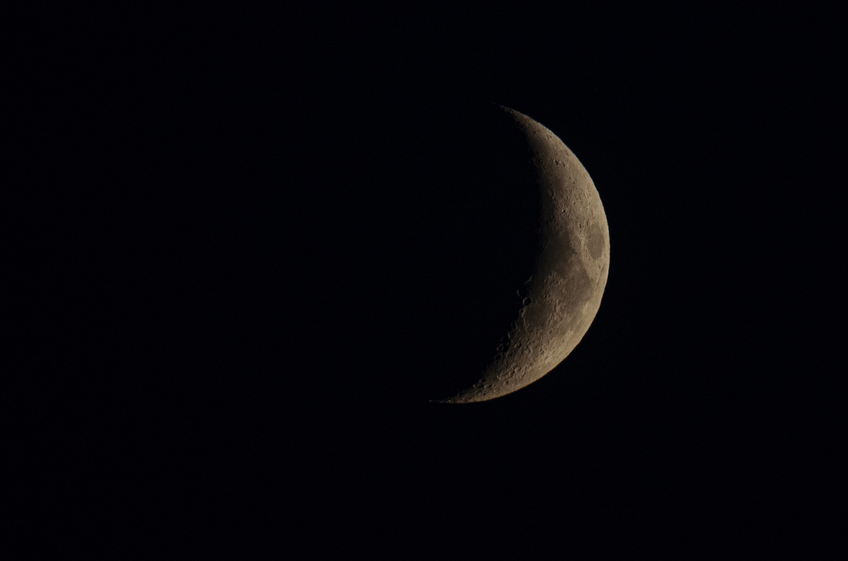 Mond am 21.08.2023 über dem Warburger Land