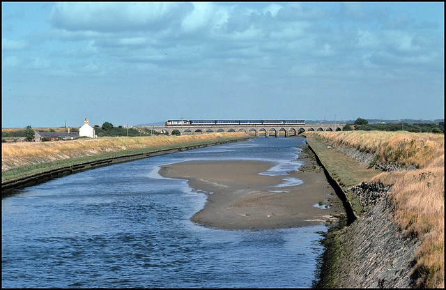 Malltraeth Viaduct, Isle of Anglesey, 37407 (11.24 Birmingham - Holyhead) September 14th 1995.