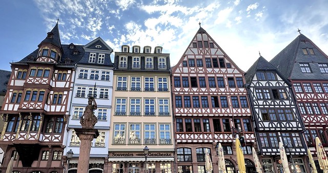 Frankfurt Francfort-sur-le-Main Altstadt La vieille ville Römerberg Deutschland Germany Allemagne.