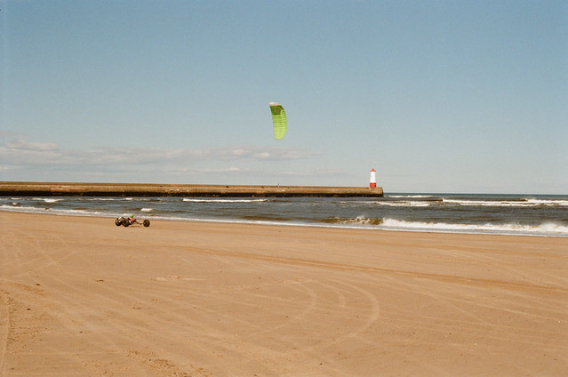 Kite landboarding