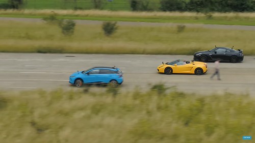MG4 XPower ou Lamborghini Gallardo? A resposta não é tão óbvia