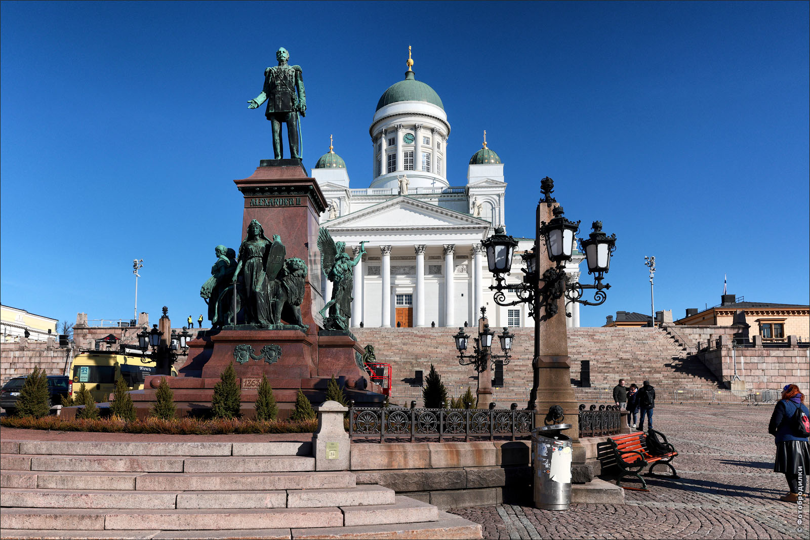 Памятник Александру II и Кафедральный собор, Хельсинки, Финляндия