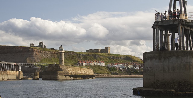 Whitby Harbour entrance 2023-08-23 16-05-20 - 0042