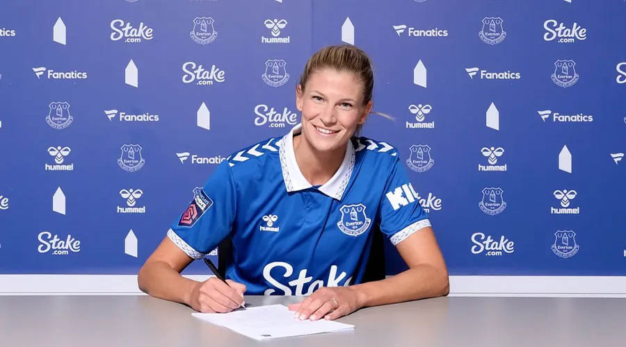 Justine Vanhaevermaet - Everton