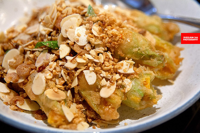 Zucchini With Dry Spices And Garlic 避风塘绿皮西芦