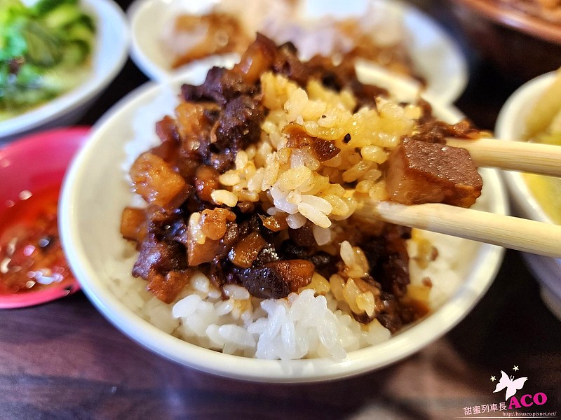 吃：【萬華美食推薦】阿鴻知高 飯鱸魚湯  萬華魯肉飯 廣州街美食 龍山寺美食 16