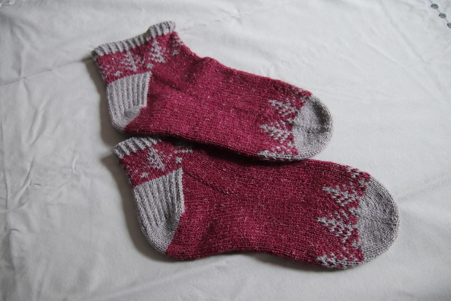 Pine tree socks