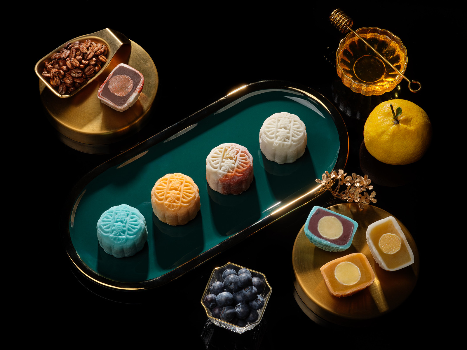 Assorted Snowskin Mooncakes - Singapore Marriott Tang Plaza Hotel