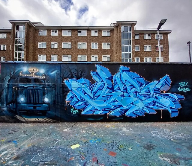 London Street Art by Slea1 & Chips