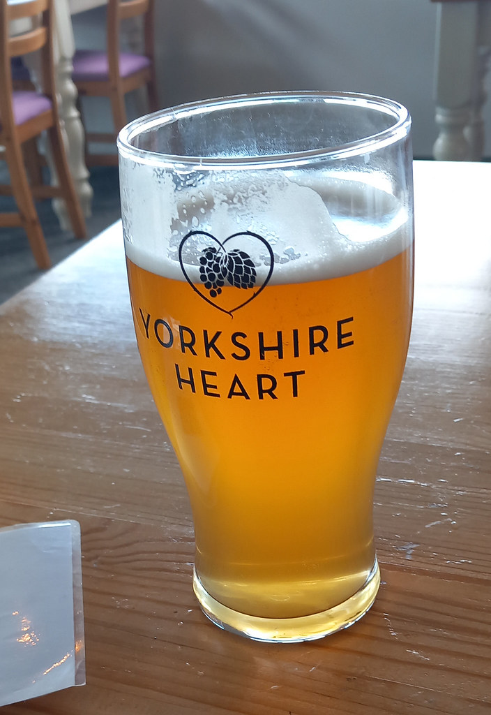 nyks - pint of yorkshire heart in the vineyard cafe nun monkton 30-8-2023 JL