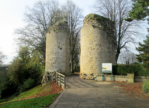 Knaresborough Castle Approach