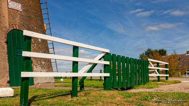 Windmill Fence HFF