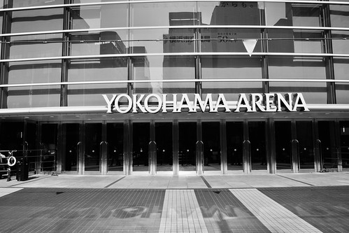 Yokohama monochrome 9