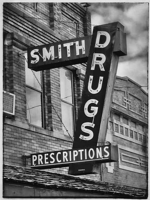 Smith Drug Company - Hodgenville Kentucky
