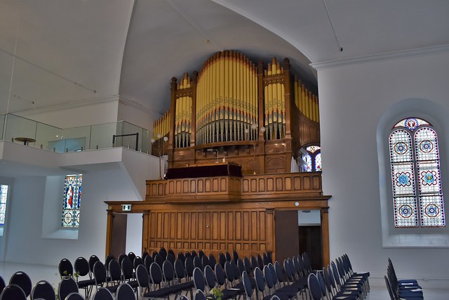Pipe Organ in St. Andrew Presbyterian Church - Québec City