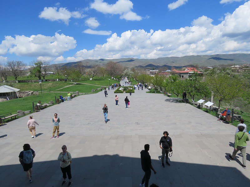armenia-garnin-temppelikuja