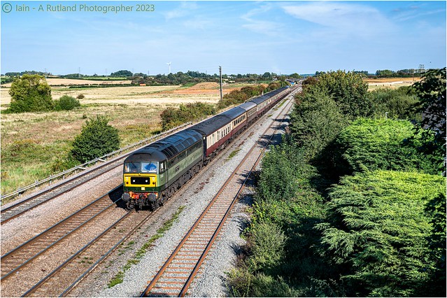 47805 tnt 47593 5Z29 Cricklewood Sidings to Crewe H.S seen approaching Melton Mowbray 3.9.2023