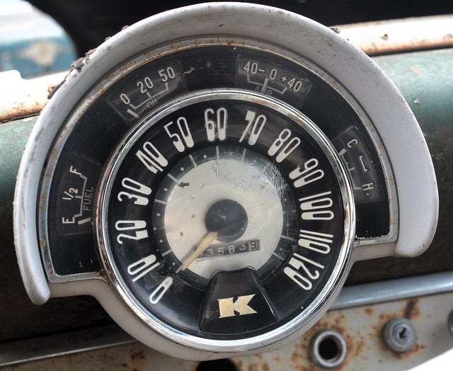 Kaiser Speedometer