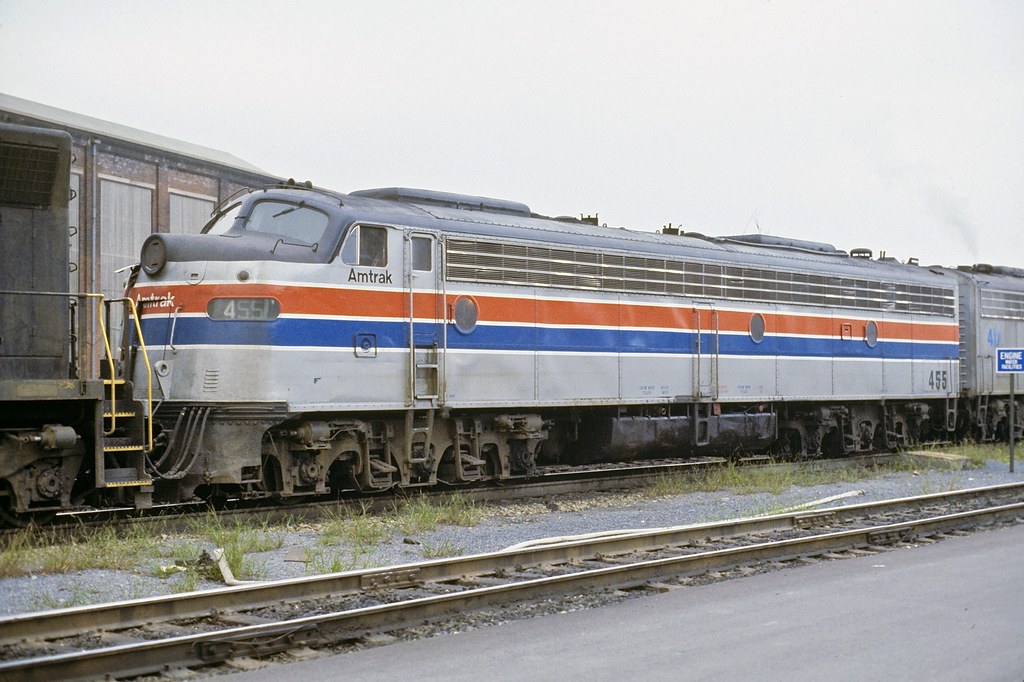 9/3/77, Amtrak E8A 455