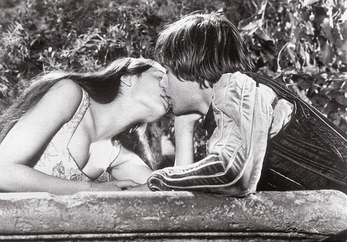 Leonard Whiting and Olivia Hussey in Romeo and Juliet (1968)