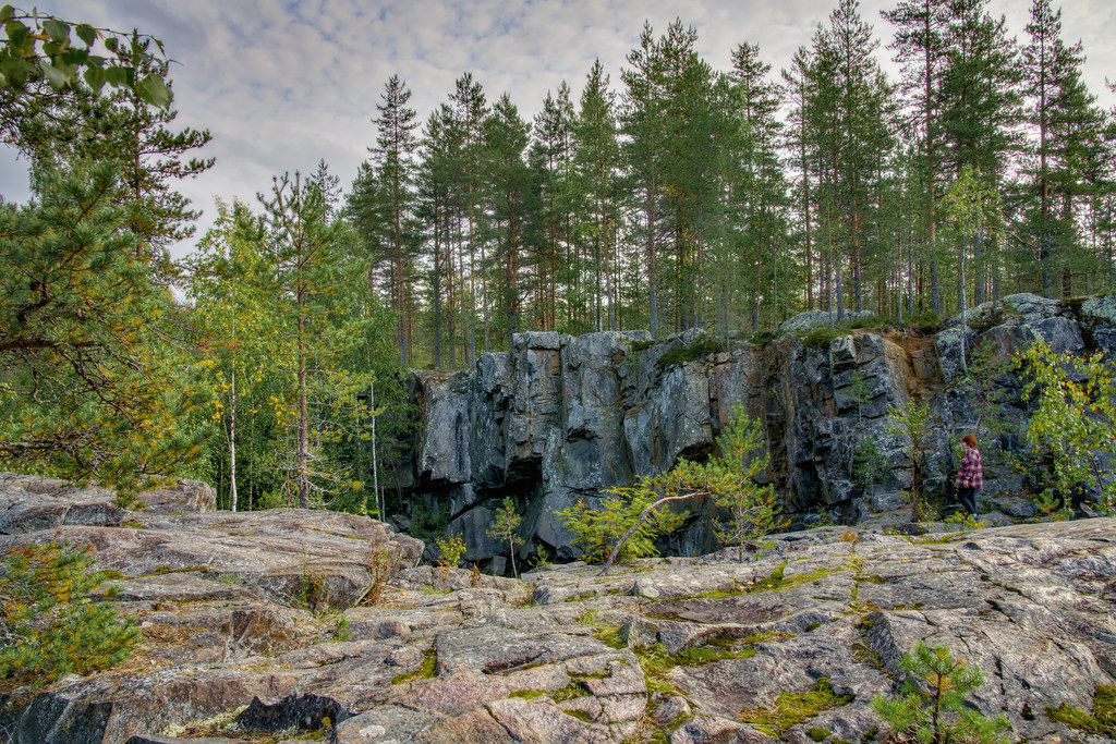 Poor Organization Rocks Walking on the rocks | The Poor Porog tract is a unique geol… | Flickr