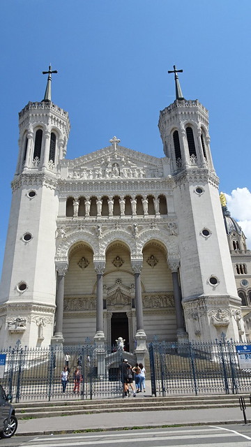 Lyon - La Basilique Notre-Dame-de-Fourvière, Façade Avant