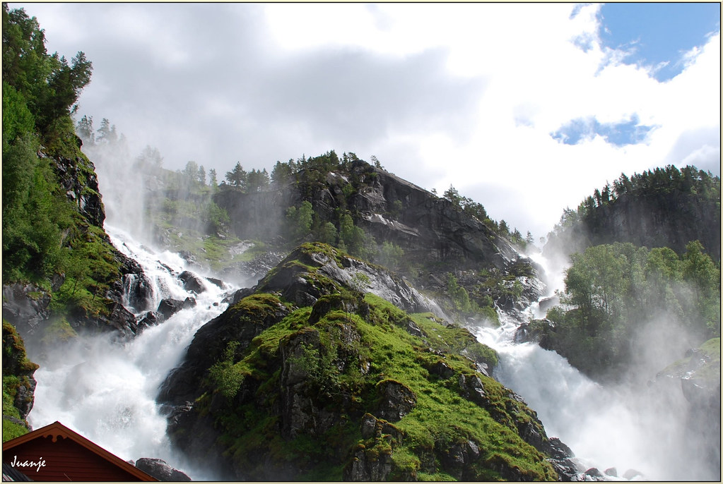 🇳🇴 Cascada de Låtefossen (Hordaland, Noruega, 24-6-2008) ⭐