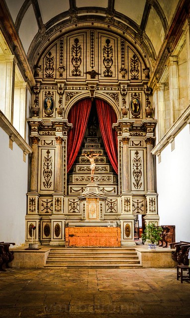 Altar-mor da igreja do mosteiro da Serra do Pilar