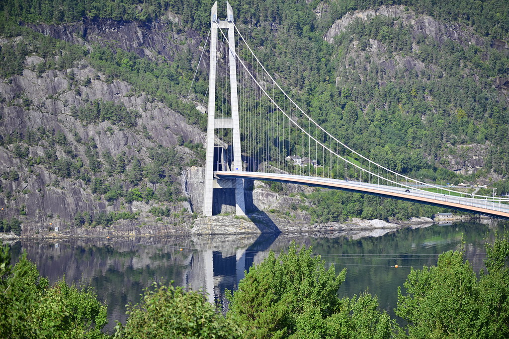Hardangerbrua (puente sobre el Hardangerfjord). _JLL2320