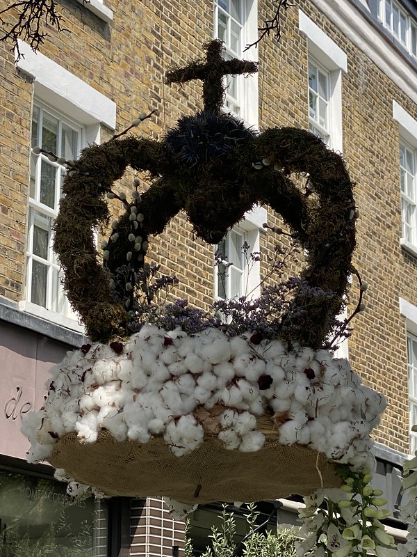 Лондон без Биг-Бена: коронационные выходные, Сhelsea Flower Show, стрит арт и новые прогулки по столице.