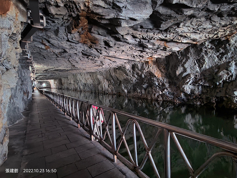 zhaishan-tunnel-inside-04